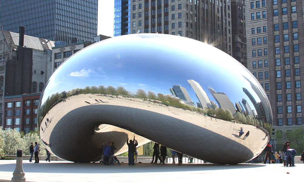 "The Bean". Monumento realizado con un acabado brillo espejo